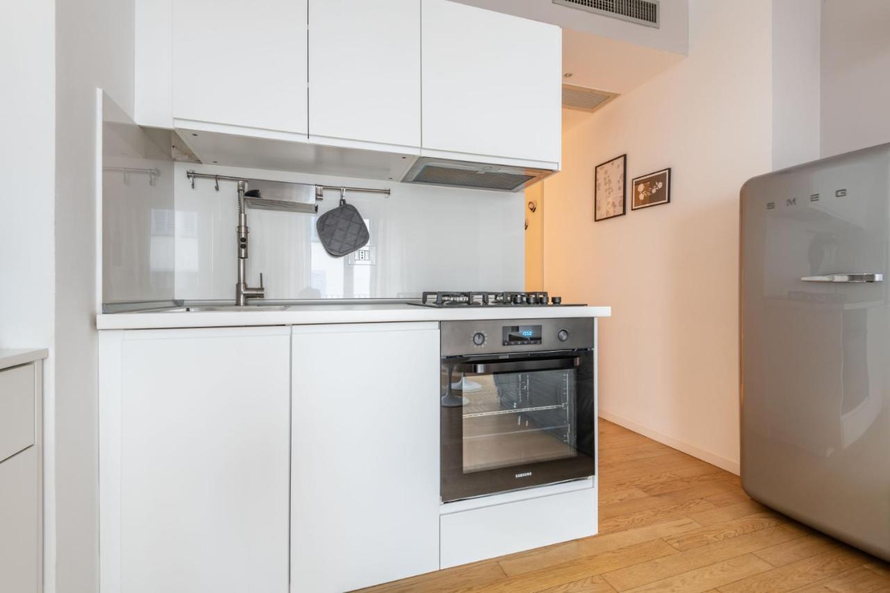 Easylife - Sofisticato Monolocale Con Terrazzino Nel Cuore Di Porta Venezia Milano Eksteriør bilde